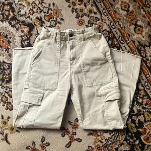 Hollister high rise Cargo Pants